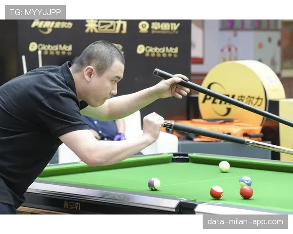 活球状态判罚规则拆解：裁判如何判断球权瞬间变化